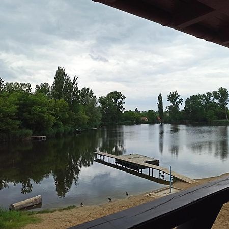 Eden Lounge Restaurant & Pension Veresegyház Dış mekan fotoğraf