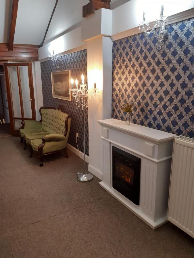 Eden Lounge Restaurant & Pension Veresegyház Dış mekan fotoğraf